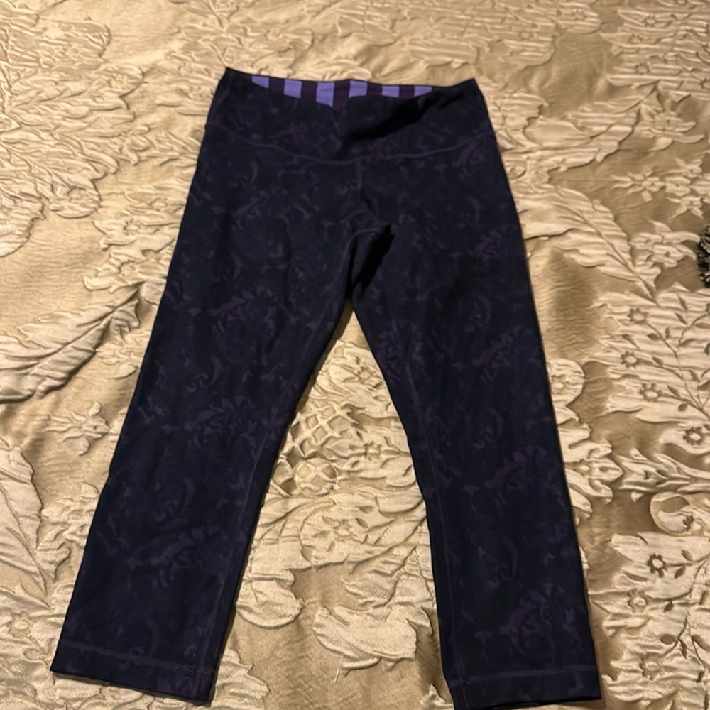 Lululemon gym pants